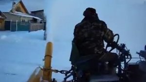 Работа снегоочистителя