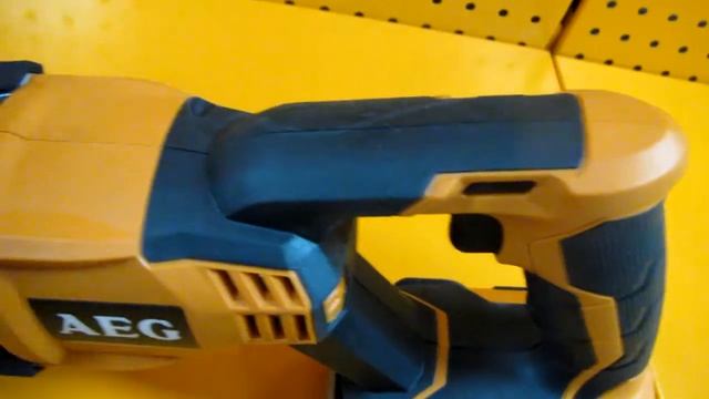 Обзор пилы сабельной аккумуляторной (Pendulum action reciprocating saw) AEG BUS 18 смотреть онлайн