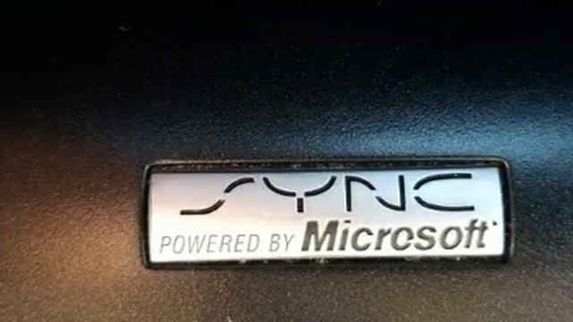 2015 Ford Fusion Hybrid Titanium Hybrid w/Navigation смотреть онлайн