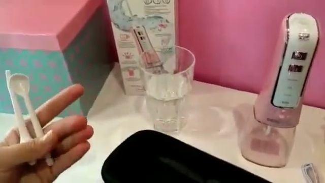 Портативный ирригатор для очистки полости рта DEMIAND Professional IR-P600/Розовый Распаковка