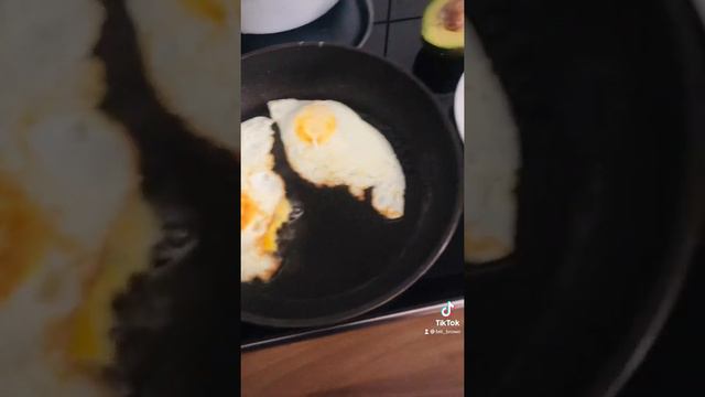 Здравословен тост с авокадо🥑👌