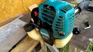 Ремонт триммера Makita 2500. Замена катушки.