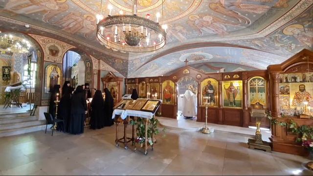 В Эфире! Божественная Литургия! смотреть онлайн