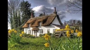 Очаровательные английские дома с крышей из соломы. Дома с соломенной крышей по-английски