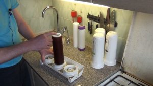 Замена картриджей фильтра Гейзер | Фильтр гейзер 3 .