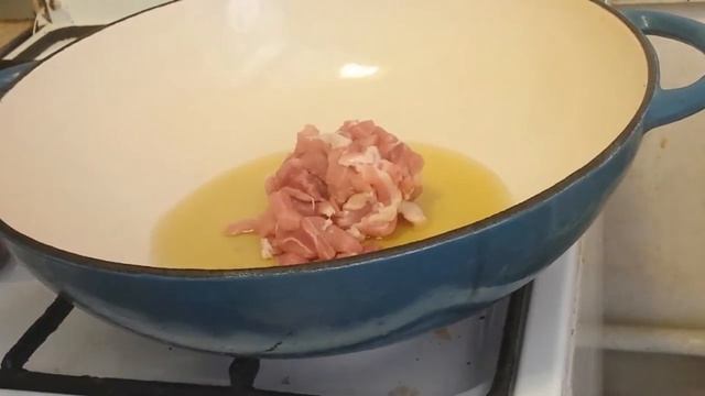 Свинина со стеклянной лапшой и овощами