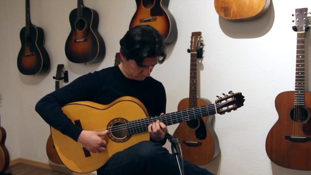Jesus de Jimenez 2012 - excellent flamenco guitar with crisp and punchy sound! смотреть онлайн