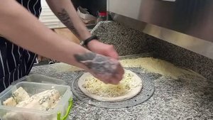 Готовим Неаполитанскую пиццу 4 сыра!?? ОЧЕНЬ ВКУСНО!/ Cooking Neapolitan Pizza 4 Cheese DELICIOUS!?