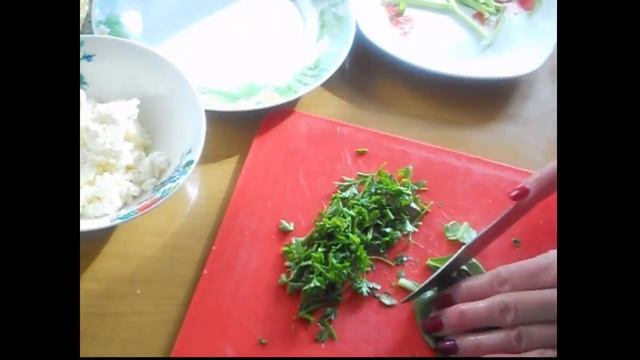 Салат ? из редиски с зеленью и творогом смотреть онлайн