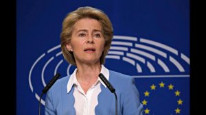 Урсула фон дер Ляйен желает возглавить армию.