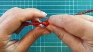 Как сделать браслет из ниток | Браслет красная нить | Скользящий узел для браслета | вариант 2