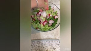 Мега быстрый и вкусный салат с огурцом и редиской❤️ соус просто бомба? идеально для стройной фигуры