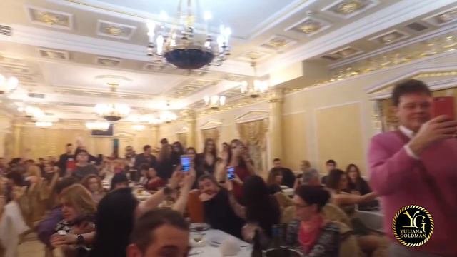 Юлиана Голдман ведёт Премию Года 2019