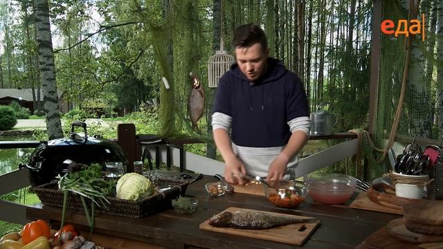 Фаршированный лещ с яблочным соусом смотреть онлайн