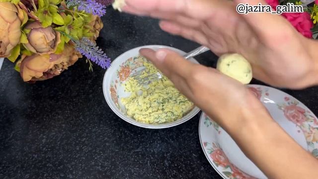 “ҚҰС ҰЯСЫ” қазақша рецепт. Салат гнездо.Очень вкусный,сытный,бюджетный салат. #salad #салатгнездо смотреть онлайн