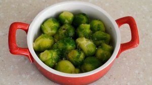 Брюссельская капуста в сливочном соусе