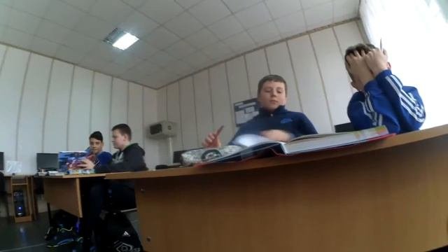 VLOG:Жесть в школе,Трюки на скейте