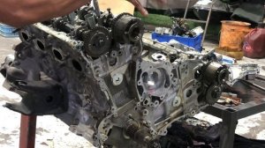 Engine Repairing Nissan Patrol Y62 / How to open VK56 engine?