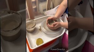 Делаем кружку на гончарном круге