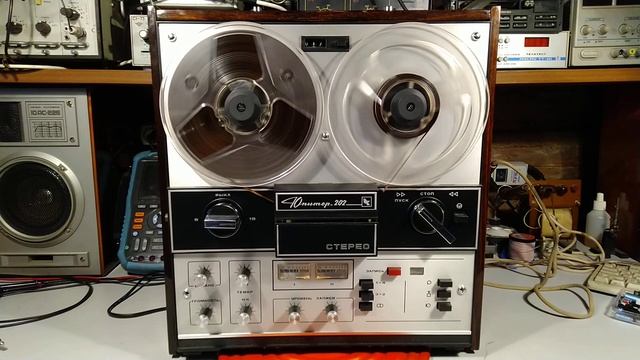 Юпитер-202 СТЕРЕО 1976г. демонстрация воспроизведения на встроенную акустическую систему смотреть онлайн