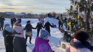 В Утяганово прошёл парад-шествие деревенской техники "Трезвый водитель