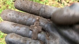 Шурф фундамента. Что можно найти на месте лесничества?