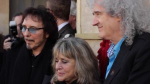 Brian May, Tony Iommi and Suzi Quatro unveil plaque in memory of drumming legend Cozy Powell.
