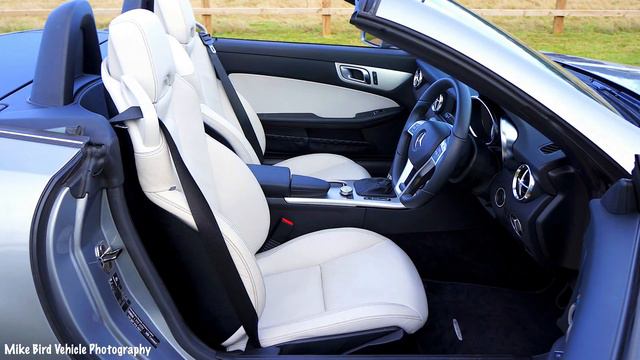 Mercedes-Benz SLK 200 Interior