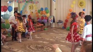 Танец Кадриль в детском саду.
