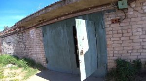Покраска ворот в гараже