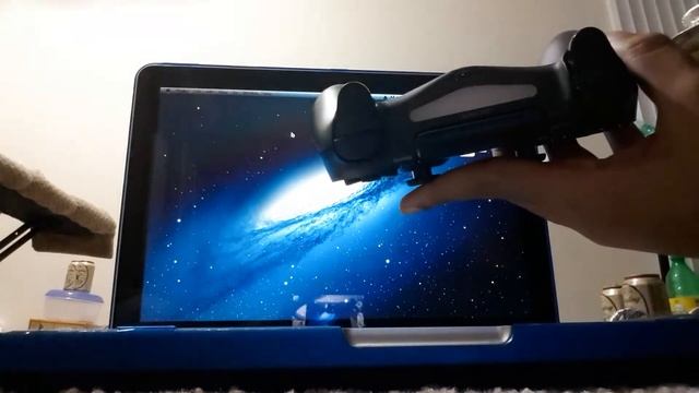 How to connect a Dualshock 4 controller with your MacBook Pro using USB? смотреть онлайн