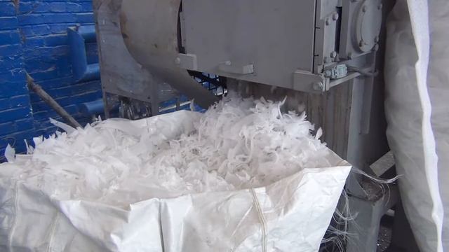 Шредер СТАНКО ШР-1.600 и пласткомпактор СТАНКО П-300. смотреть онлайн