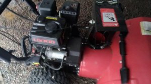 Снегоуборщик Тцунами ручки с подогревом фара горит