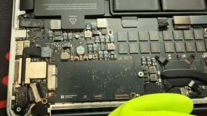 ［MAC拆機教學］MacBook Pro 內部拆機 + 教學