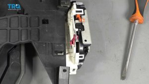 How to Replace Door Lock Actuator 11-15 Dodge Grand Caravan