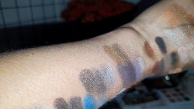 Коллекция палеток теней???-3 серия? смотреть онлайн