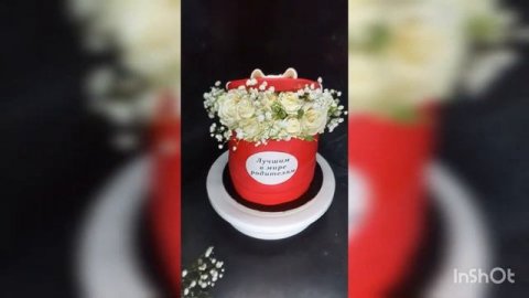 Торт лучшим в мире родителям/Торт Шляпная коробка с цветами/ Торт с живыми цветами