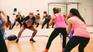 STRONG NATION c @romansbz