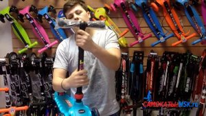 Детский трёхколёсный самокат со светящимися колёсами и платформой 21st Scooter Maxi Micar UFO