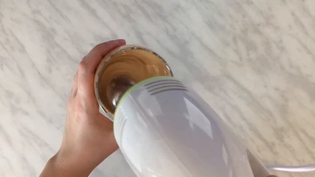 Дальгона кофе тренд тик тока. Корейский кофе за 5 минут. Dalgona Coffee.