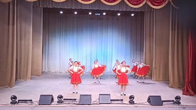 Образцовая Художественная Хореографическая студия СЕРПАНТИН Девичий перепляс 10 14 л смотреть онлайн