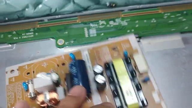 Tv Monitor Samsung T200m , desligando lâmpadas. смотреть онлайн