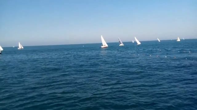 Одесса, пляж Ланжерон.2017. Парусники! Очень красиво!!)) смотреть онлайн