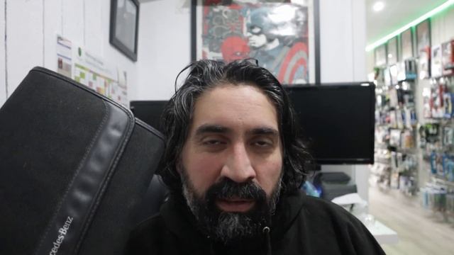 The Shop Was Quiet So I Went Looking For Stuff To Resell On Ebay! смотреть онлайн