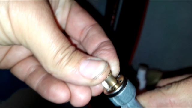 Не зажигается горелка Flame Gun, газовая. Причина найдена, под ногами. смотреть онлайн