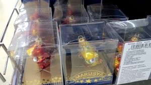 Гипермаркет ТВОЙ ДОМ  Москва МКАД 67-й километр  Елочные игрушки Irena и Лауша (Krebs)