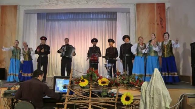 Народный самодеятельный вокальный ансамбль "Хмель" смотреть онлайн