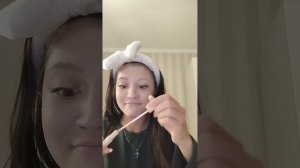 макияж в стиле 90-х.