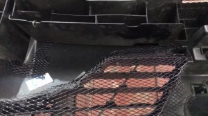 Renault Kaptur защитная сетка радиатора, установка в нижний и верхний отсеки переднего бампера