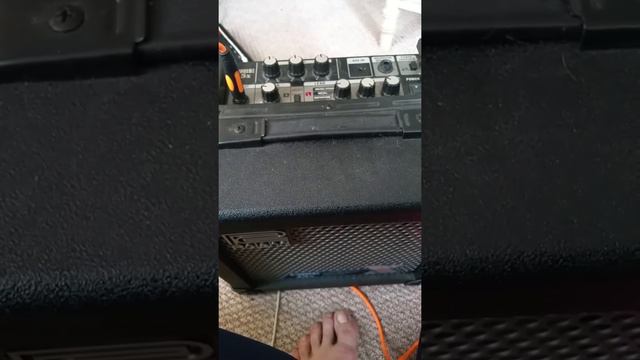 Roland Cube 15x смотреть онлайн